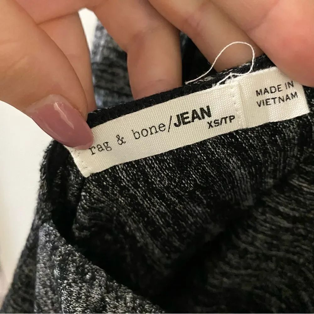 Rag & Bone Keyhole Back Tank - Picture 5 of 8